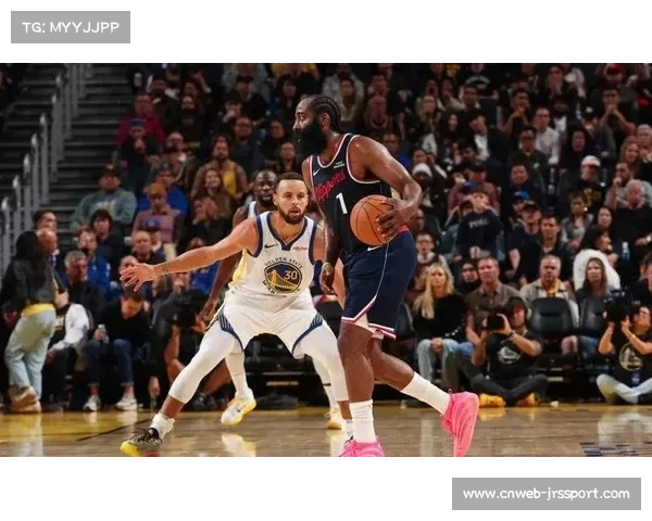 快船四连败背后：莱昂纳德伤缺与防守体系崩溃